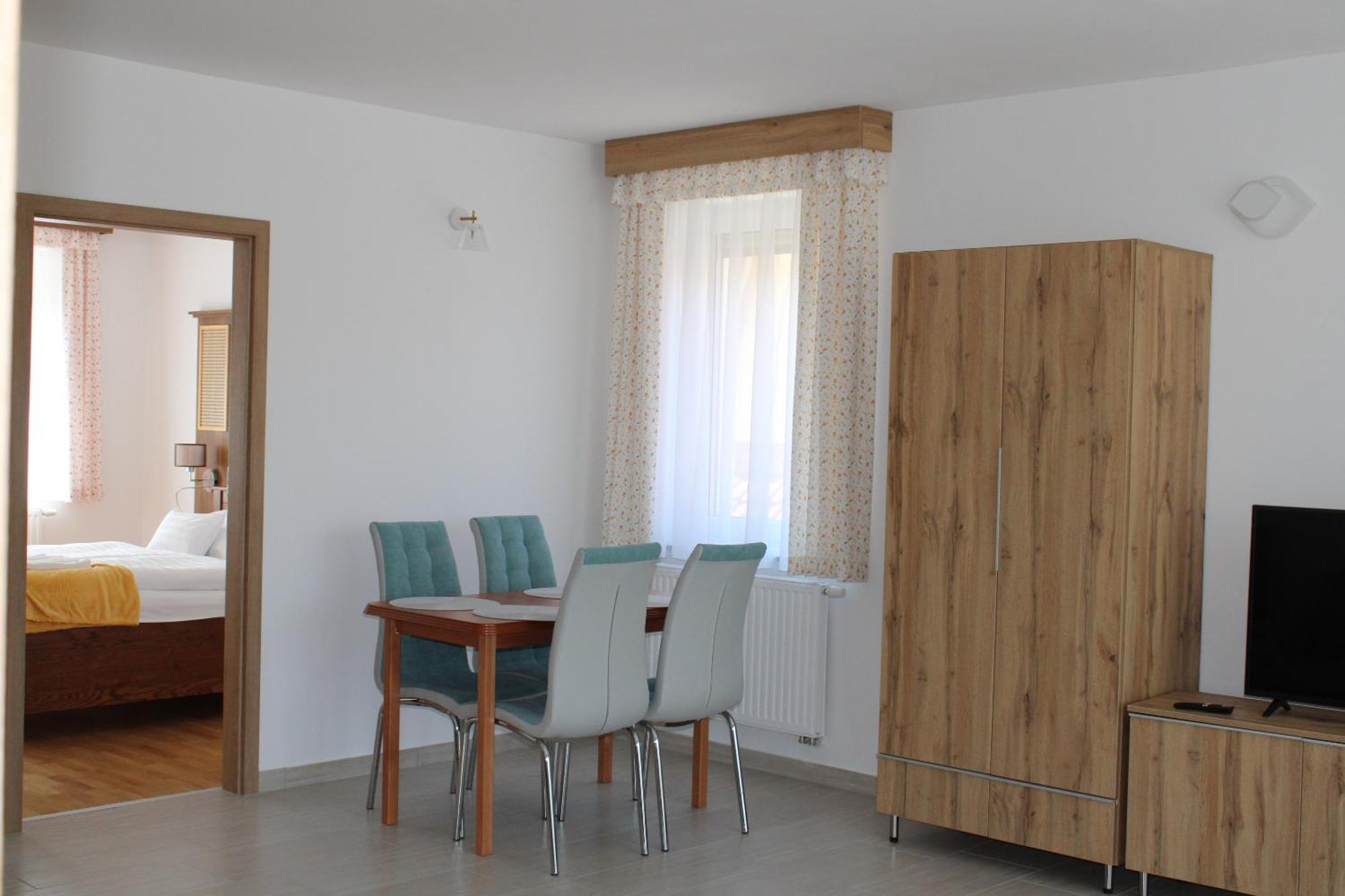 Mara Apartman Buek Buitenkant foto